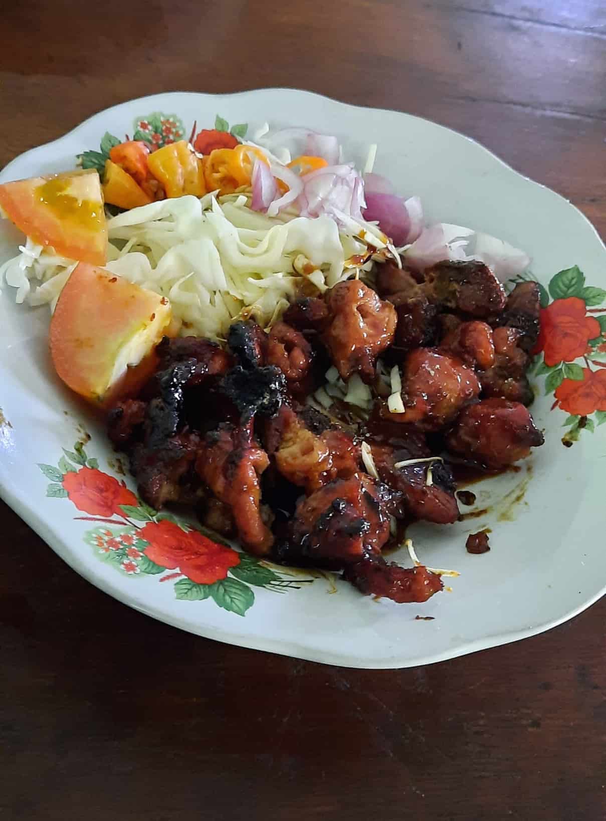 Kuliner Malam Solo Murah dengan Oseng & Tongseng