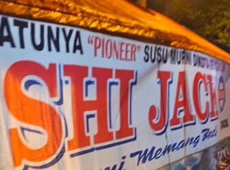 Perbandingan Susu Segar Shi Jack
