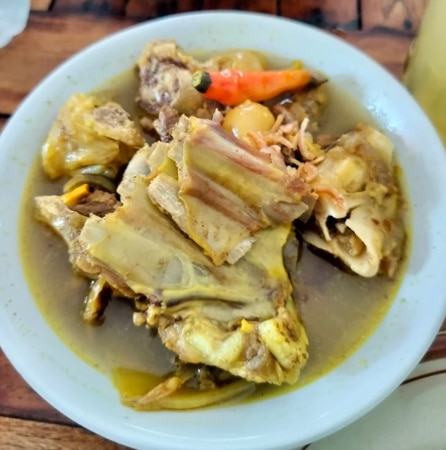 Perbedaan Tengkleng Solo Asli