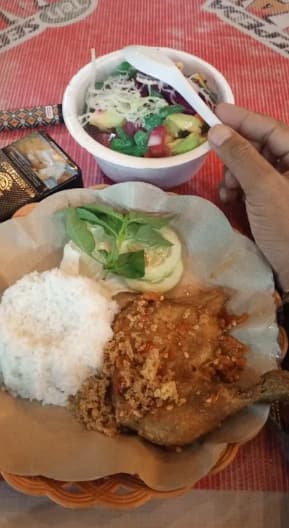 Tips Kuliner Malam di Galabo Solo