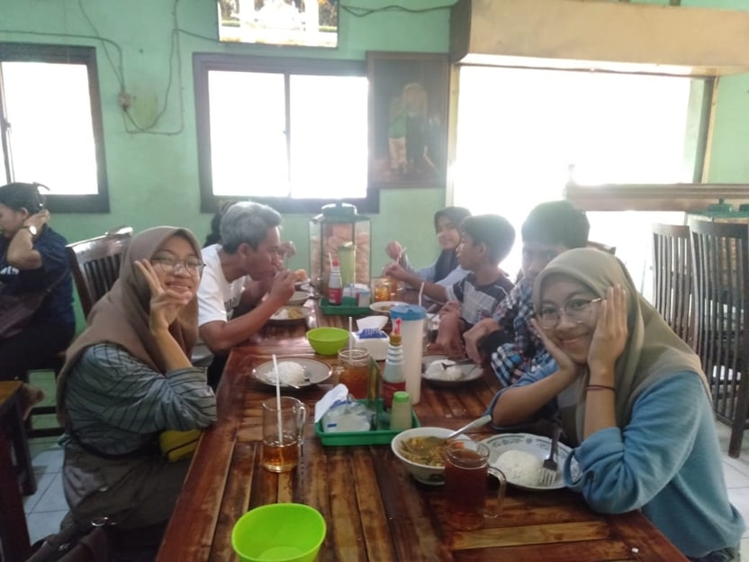Warung Tengkleng Solo Legendaris, Favorit Wisata Kuliner Sepanjang Masa